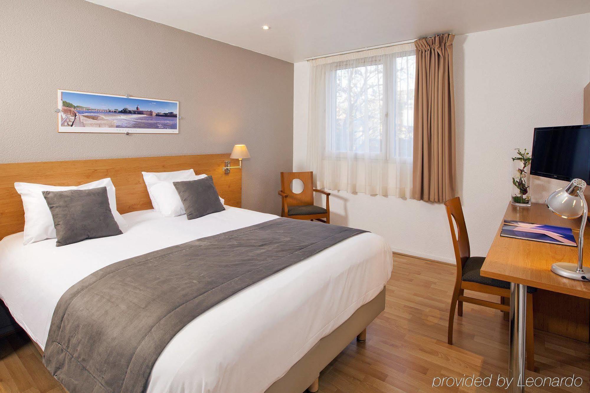 Sejours & Affaires Toulouse De Brienne Aparthotel Exterior photo