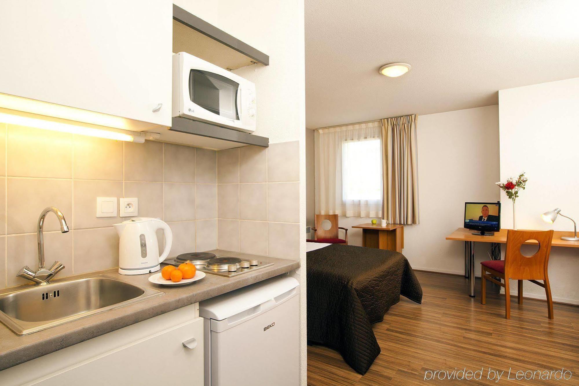 Sejours & Affaires Toulouse De Brienne Aparthotel Exterior photo